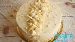 tort z biala dekoracja (kokosowo malinowy z biala czekolada)
