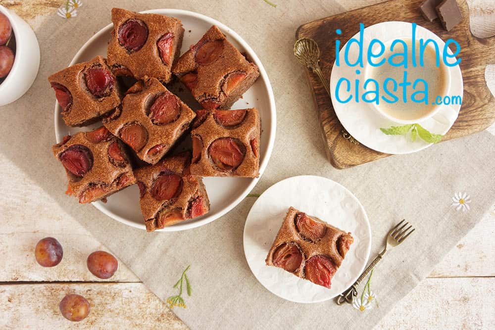 ciasto czekoladowe z owocami