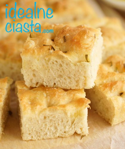 focaccia z rozmarynem