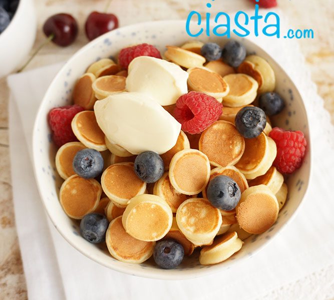 mini pancakes jogurtowe